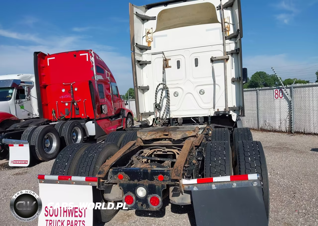 2018 Freightliner Cascadia 113 VIN:3AKJGHDV6JSKA5612 - 15