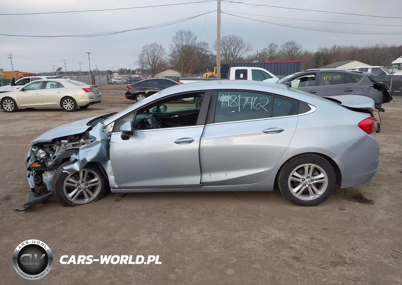 2017 Chevrolet Cruze Lt Auto VIN:1G1BE5SM0H7140312 - 15