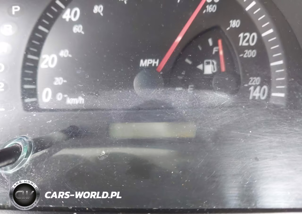 2002 Toyota Camry Le VIN:JTDBE32K520113598 - 15