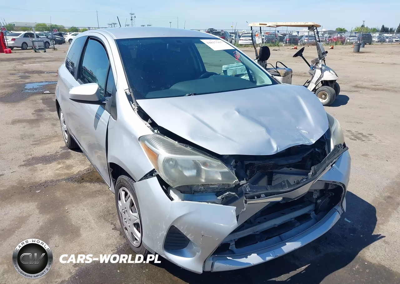 2015 Toyota Yaris L