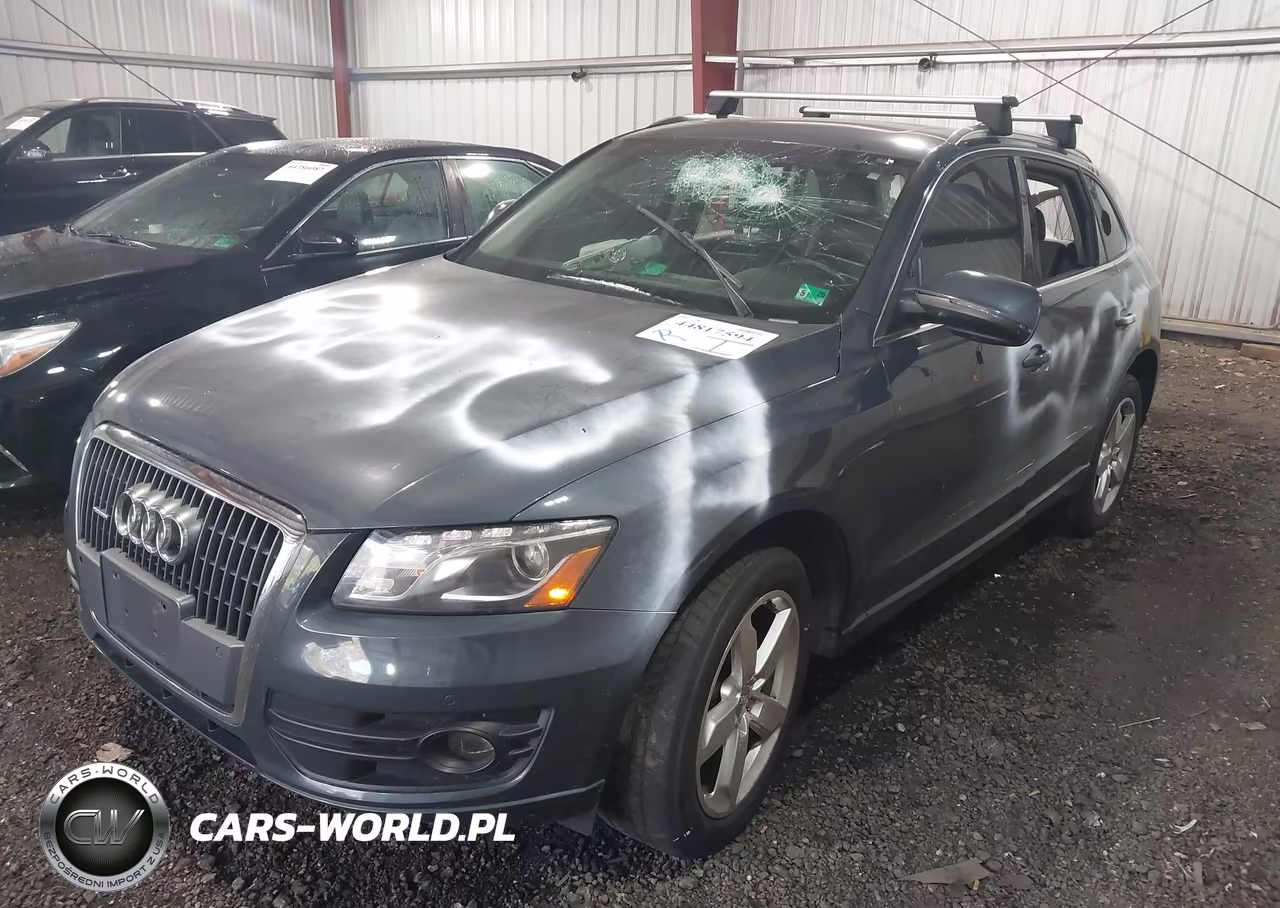 2011 Audi Q5 2.0T Premium VIN:WA1LFAFP1BA035790 - 2