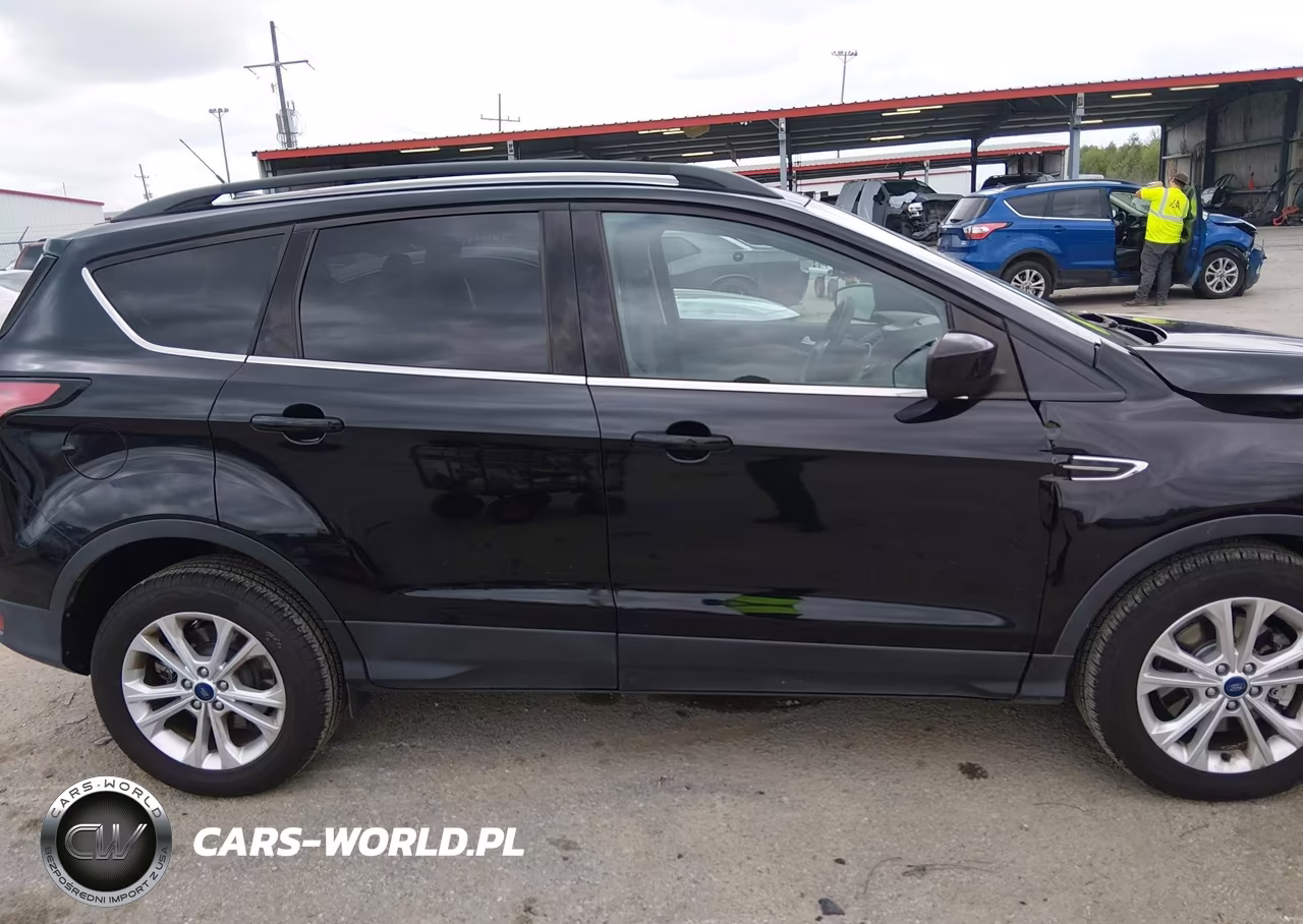 2017 Ford Escape Se VIN:1FMCU0G95HUE51656 - 14