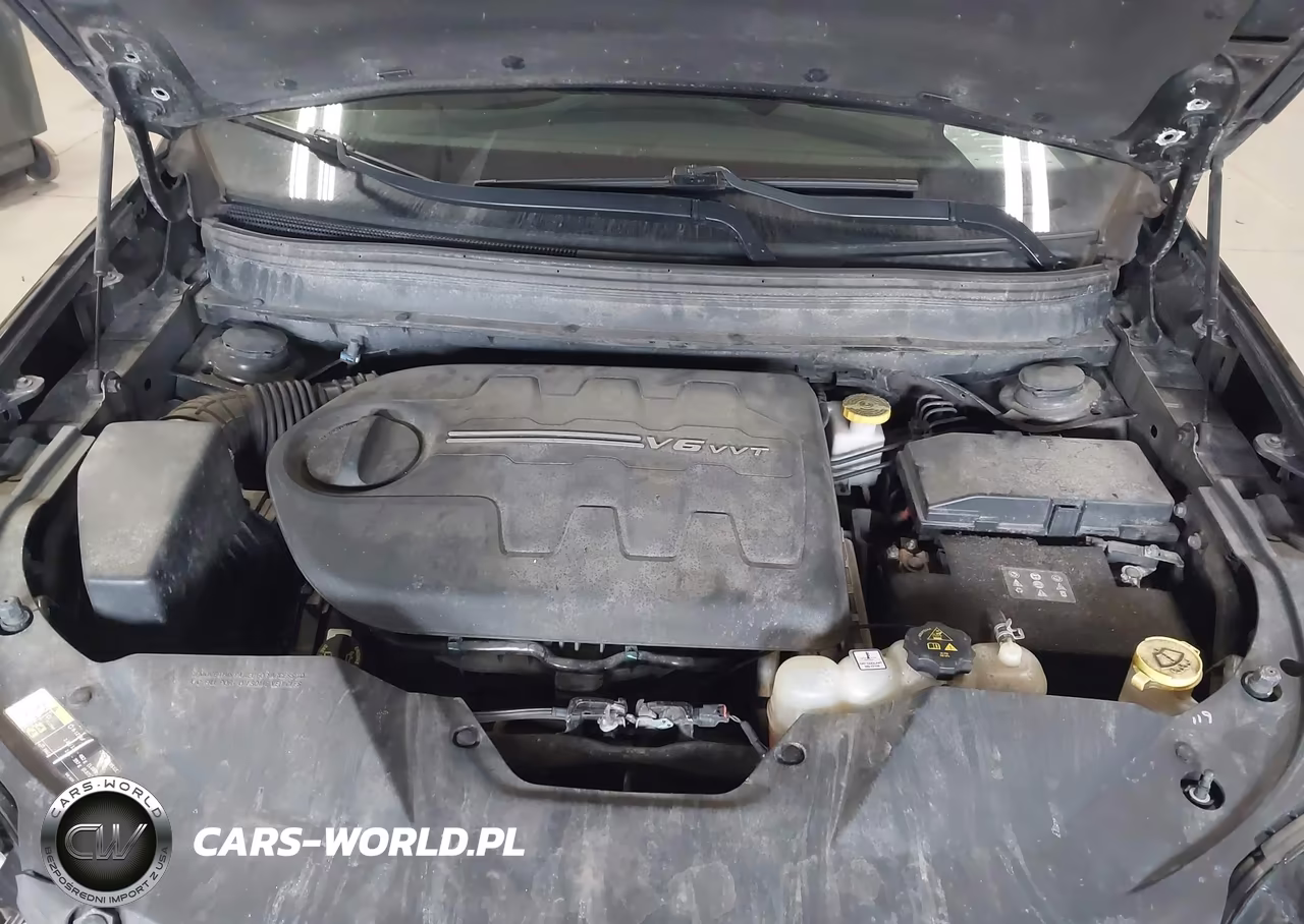 2019 Jeep Cherokee Latitude Plus 4X4 VIN:1C4PJMLX4KD156243 - 10