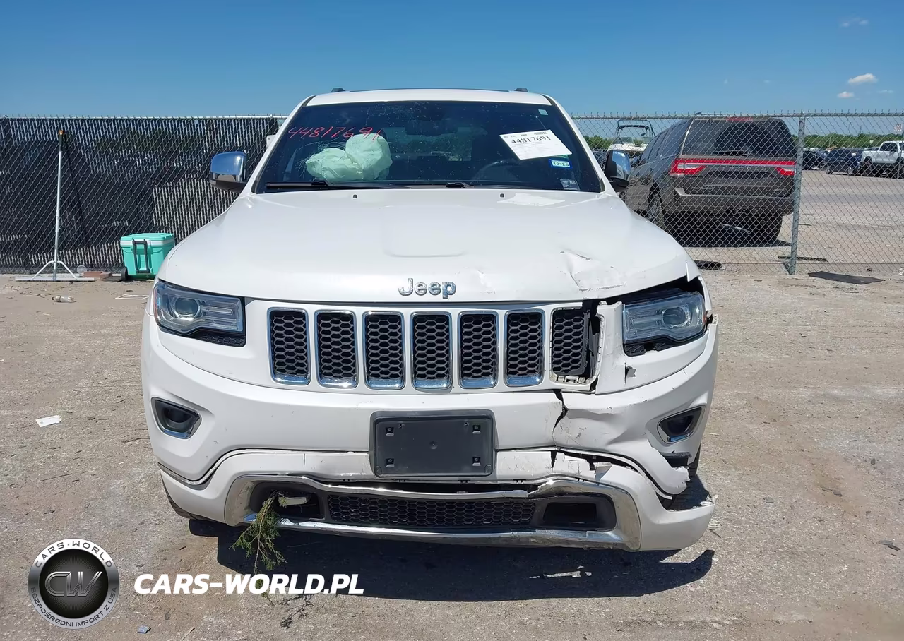 2016 Jeep Grand Cherokee Overland VIN:1C4RJECG3GC500009 - 12