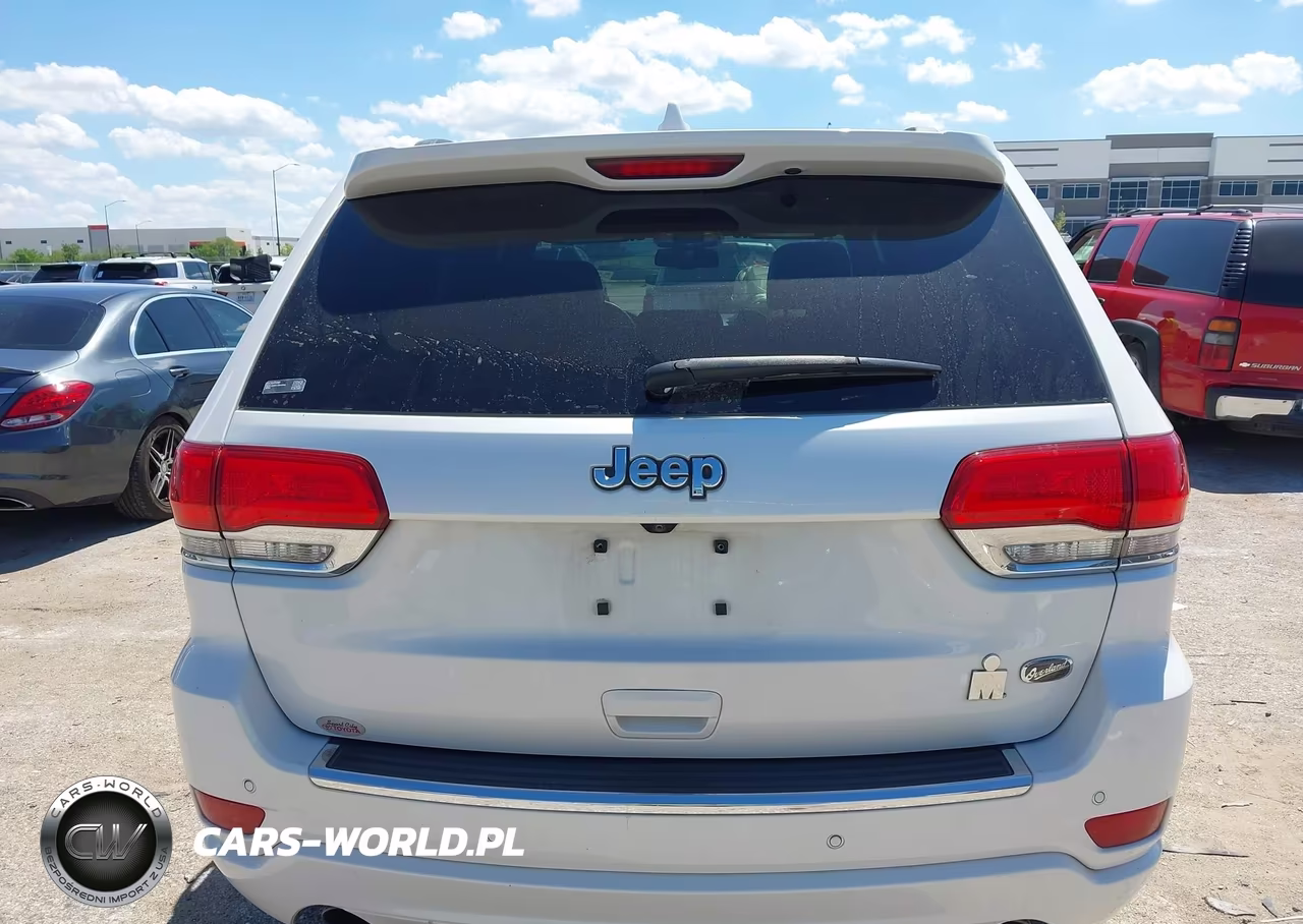 2016 Jeep Grand Cherokee Overland VIN:1C4RJECG3GC500009 - 16