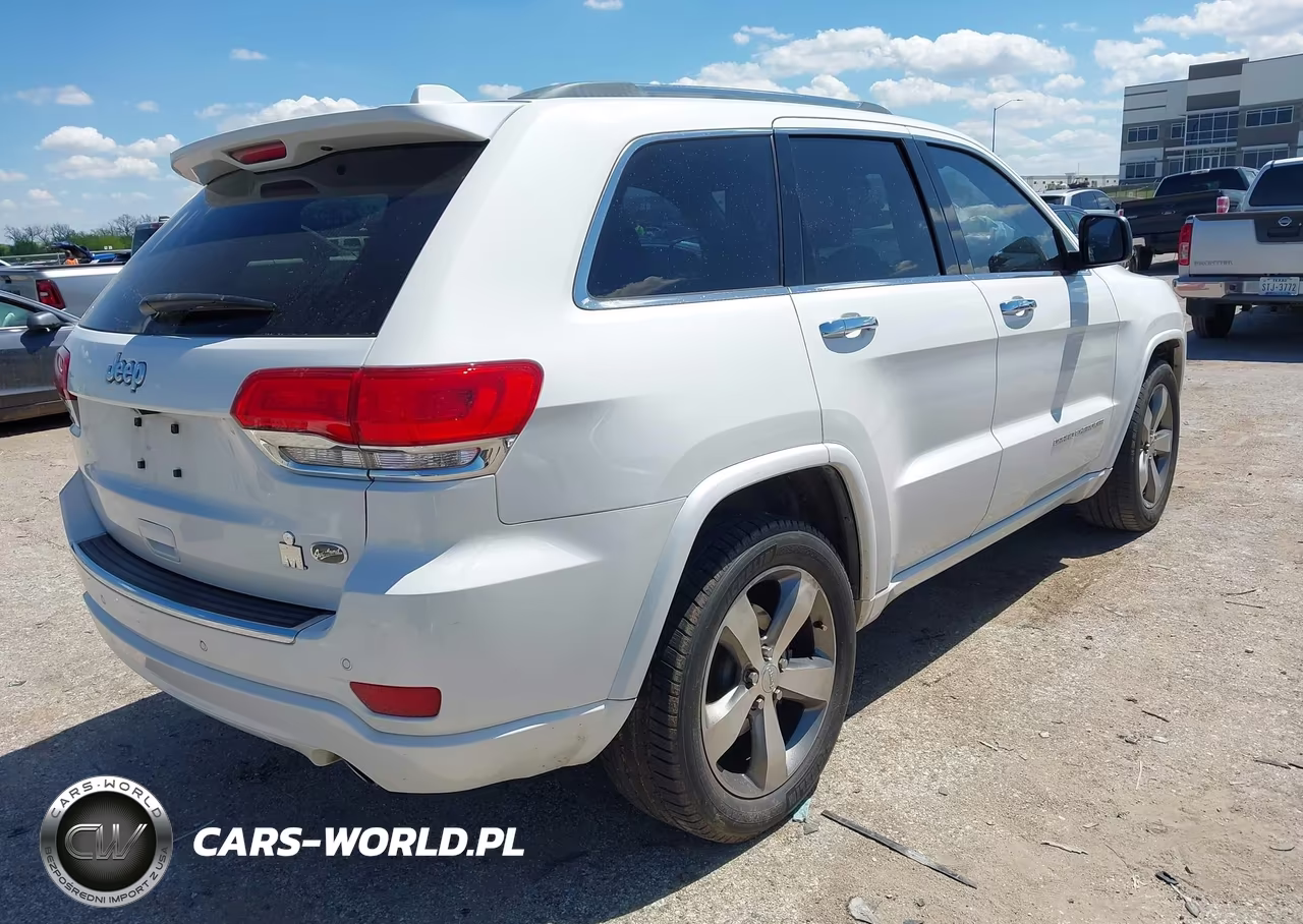 2016 Jeep Grand Cherokee Overland VIN:1C4RJECG3GC500009 - 4