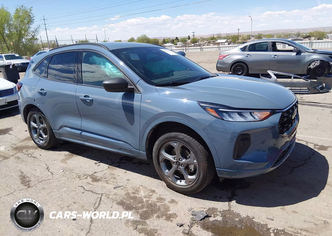 2023 Ford Escape St-Line