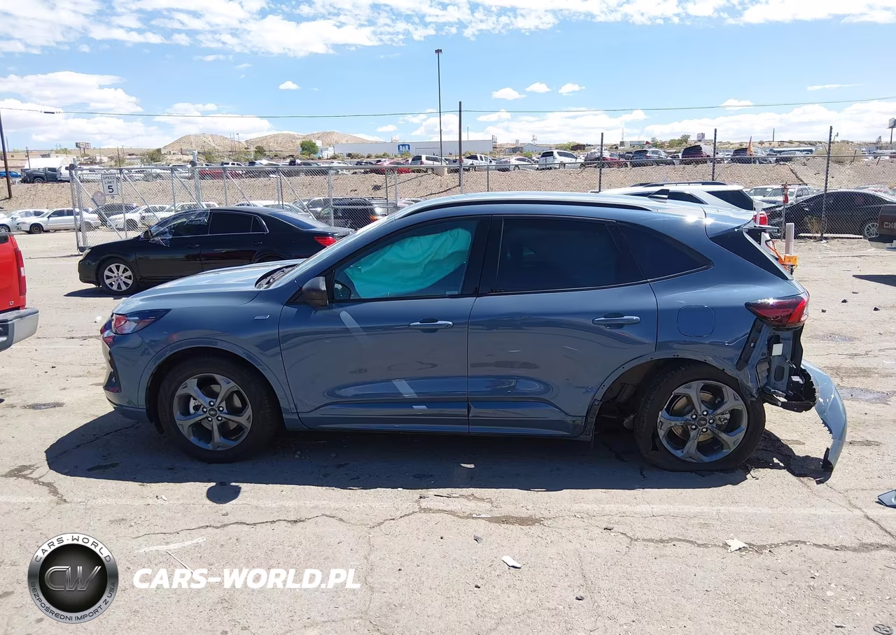 2023 Ford Escape St-Line VIN:1FMCU9MN0PUA94908 - 13