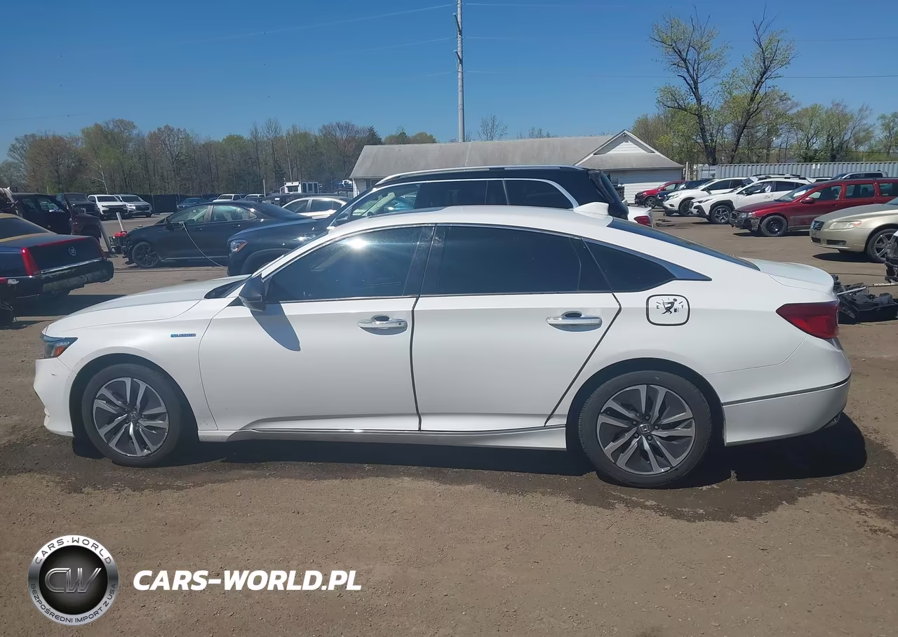 2020 Honda Accord Hybrid Touring VIN:1HGCV3F90LA003826 - 14