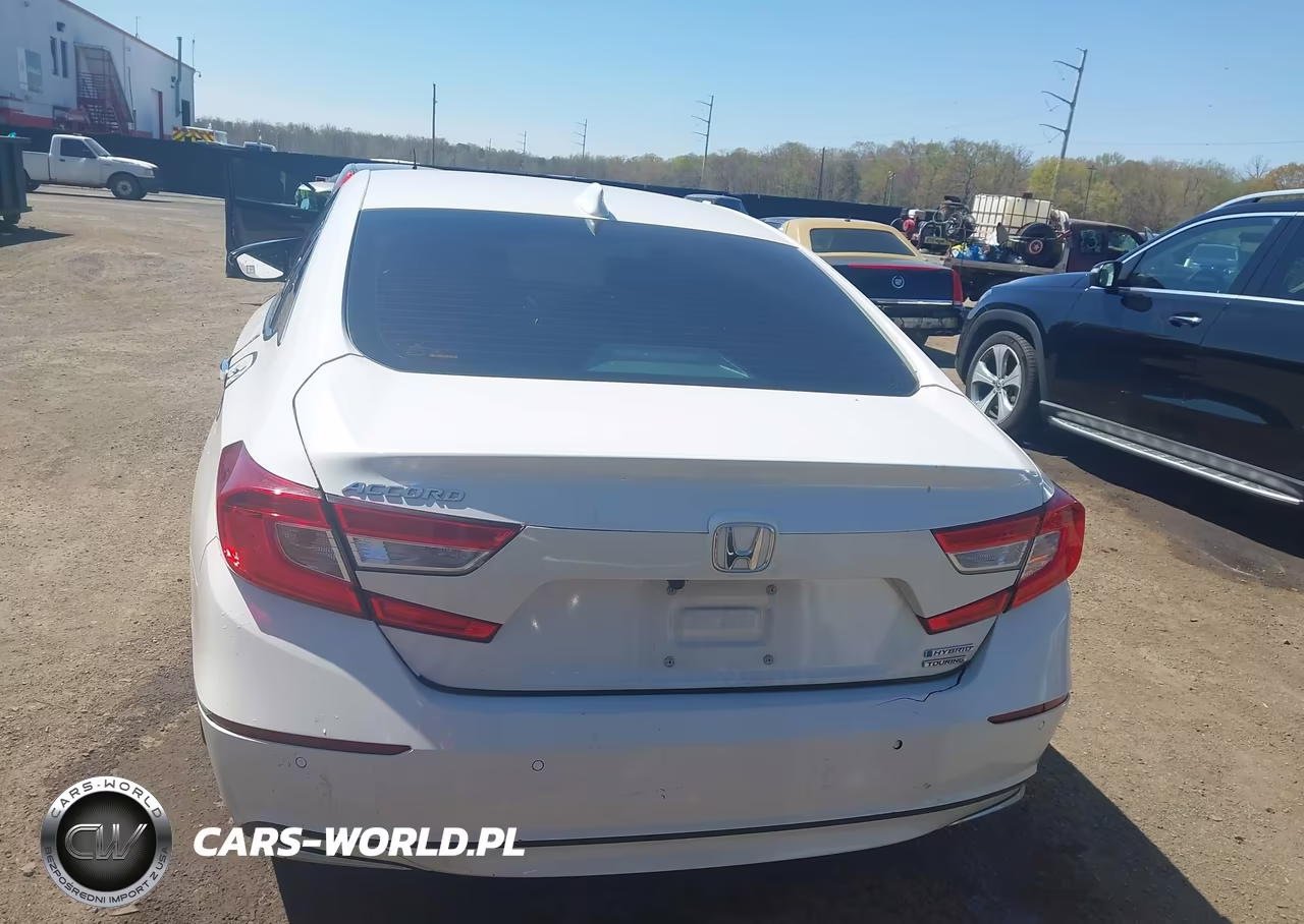 2020 Honda Accord Hybrid Touring VIN:1HGCV3F90LA003826 - 16
