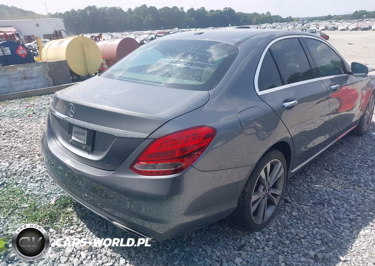 2017 Mercedes-Benz C 300 VIN:55SWF4JB9HU225805 - 4