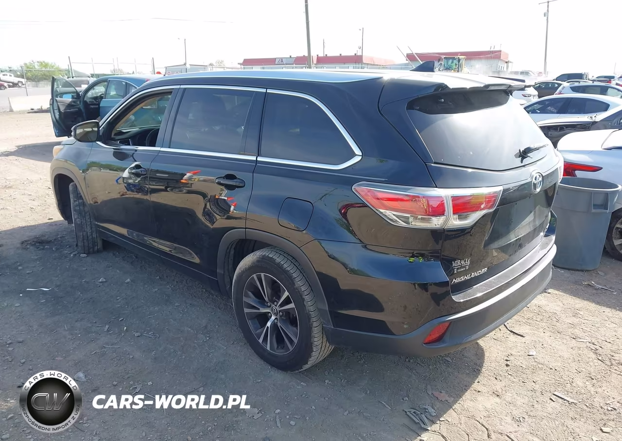 2016 Toyota Highlander Xle V6 VIN:5TDKKRFH3GS155752 - 3