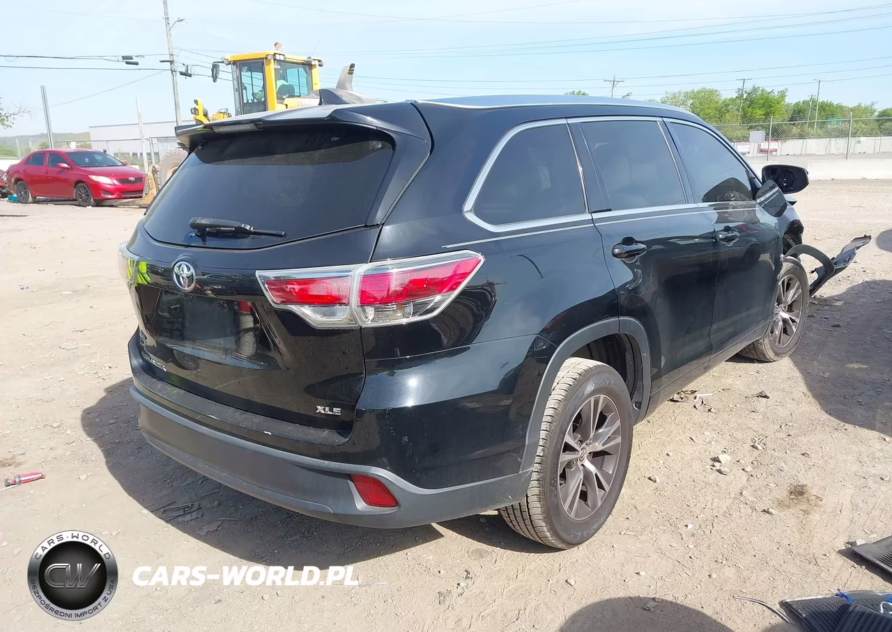 2016 Toyota Highlander Xle V6 VIN:5TDKKRFH3GS155752 - 4