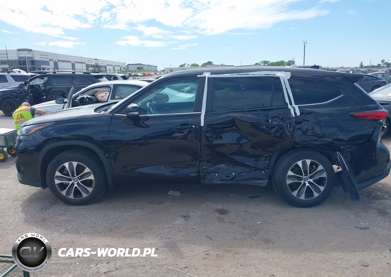 2023 Toyota Highlander Hybrid Xle VIN:5TDKARAHXPS520633 - 14