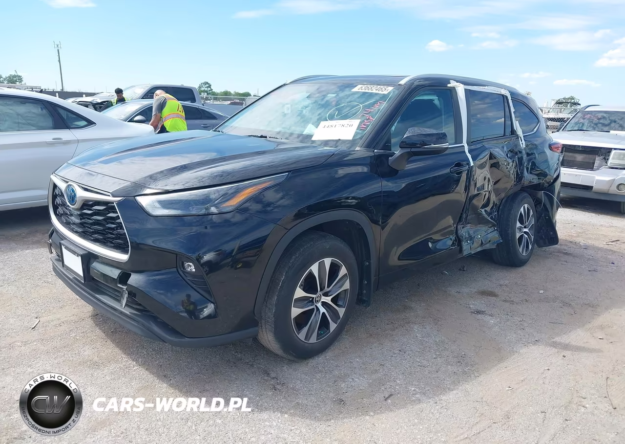 2023 Toyota Highlander Hybrid Xle VIN:5TDKARAHXPS520633 - 2