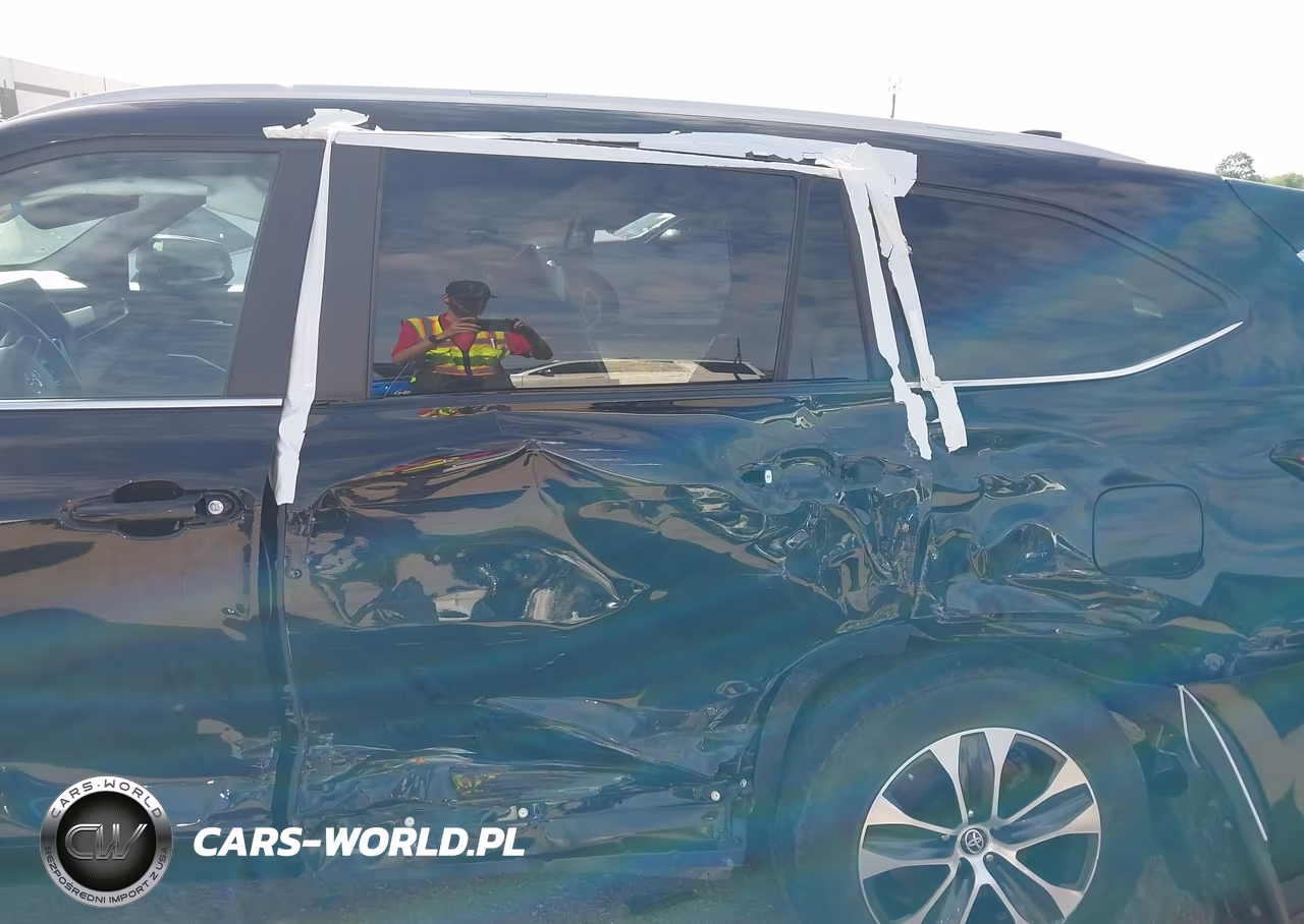 2023 Toyota Highlander Hybrid Xle VIN:5TDKARAHXPS520633 - 6