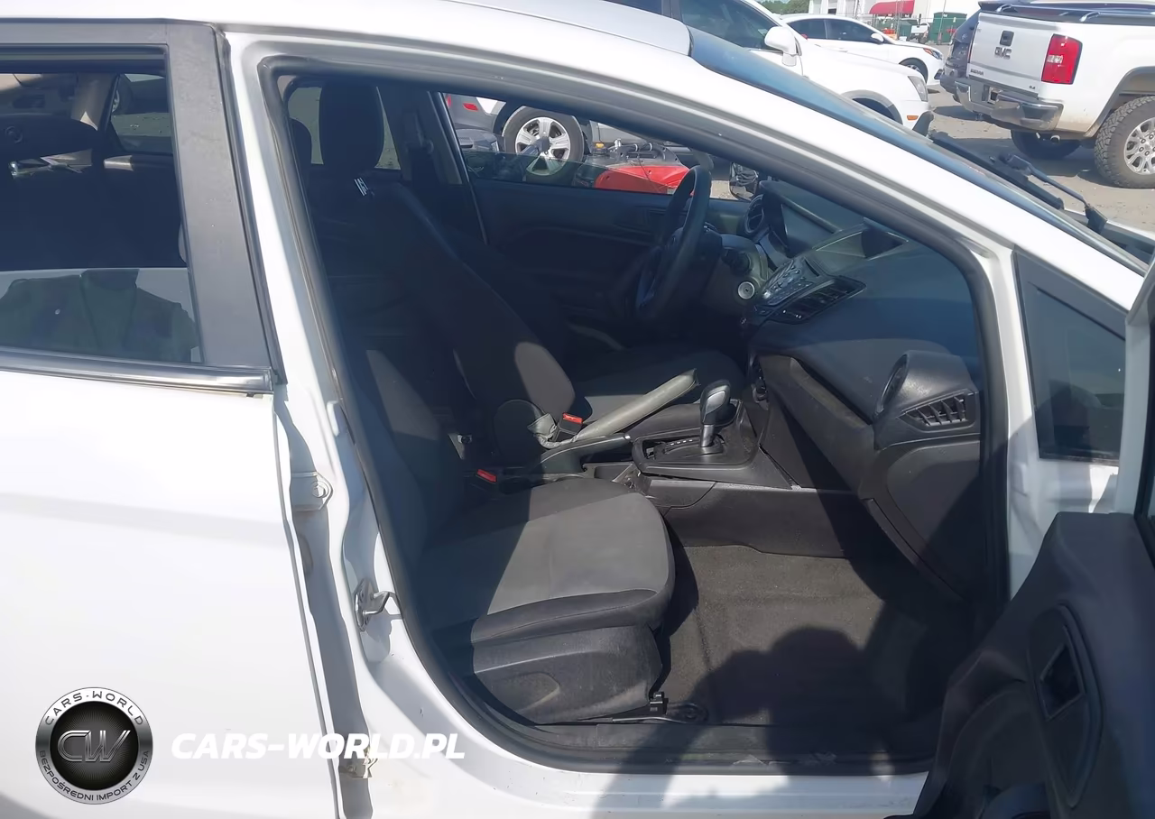 2015 Ford Fiesta S VIN:3FADP4AJ4FM202606 - 5