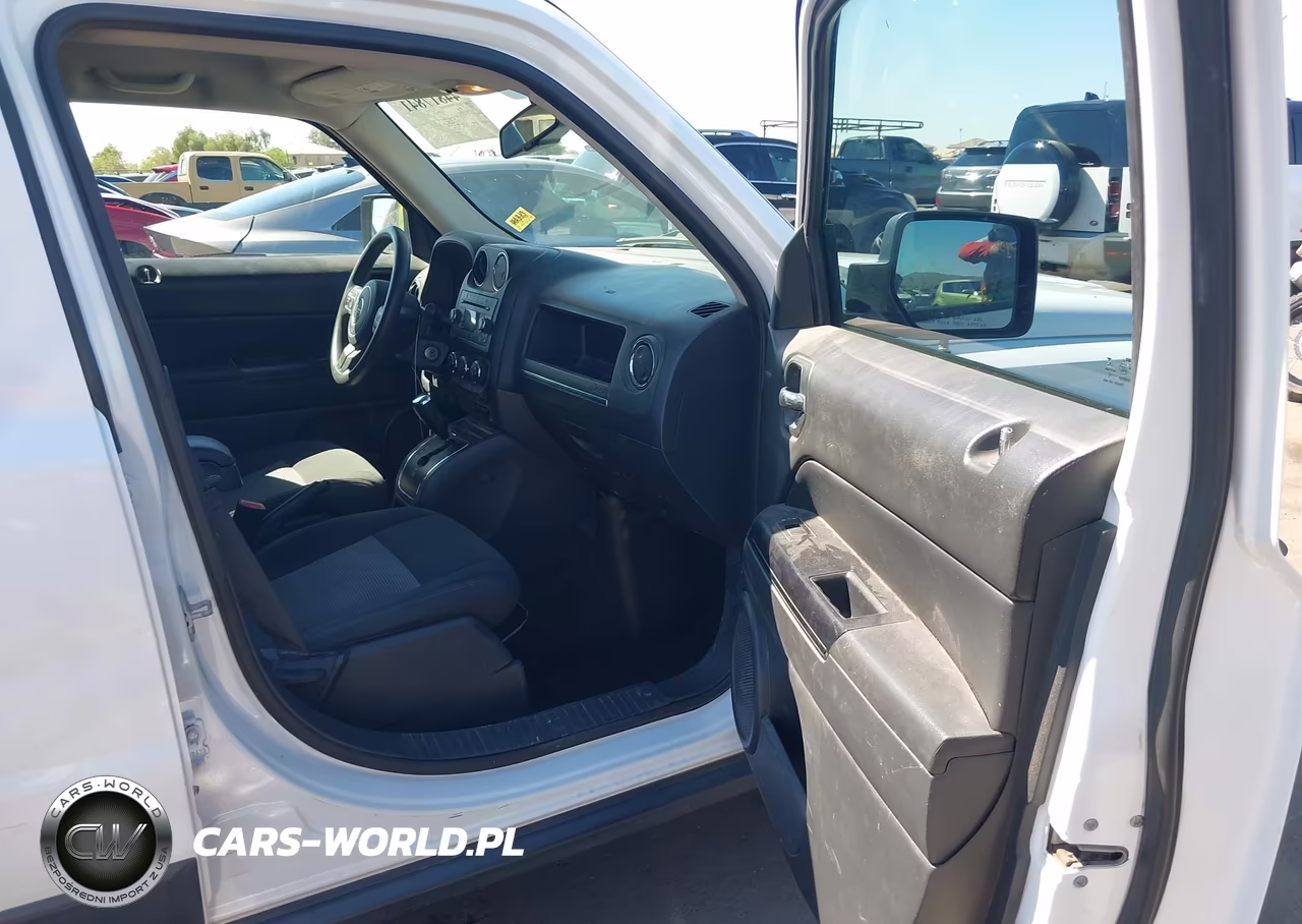 2015 Jeep Patriot Altitude Edition VIN:1C4NJPBA5FD400672 - 5