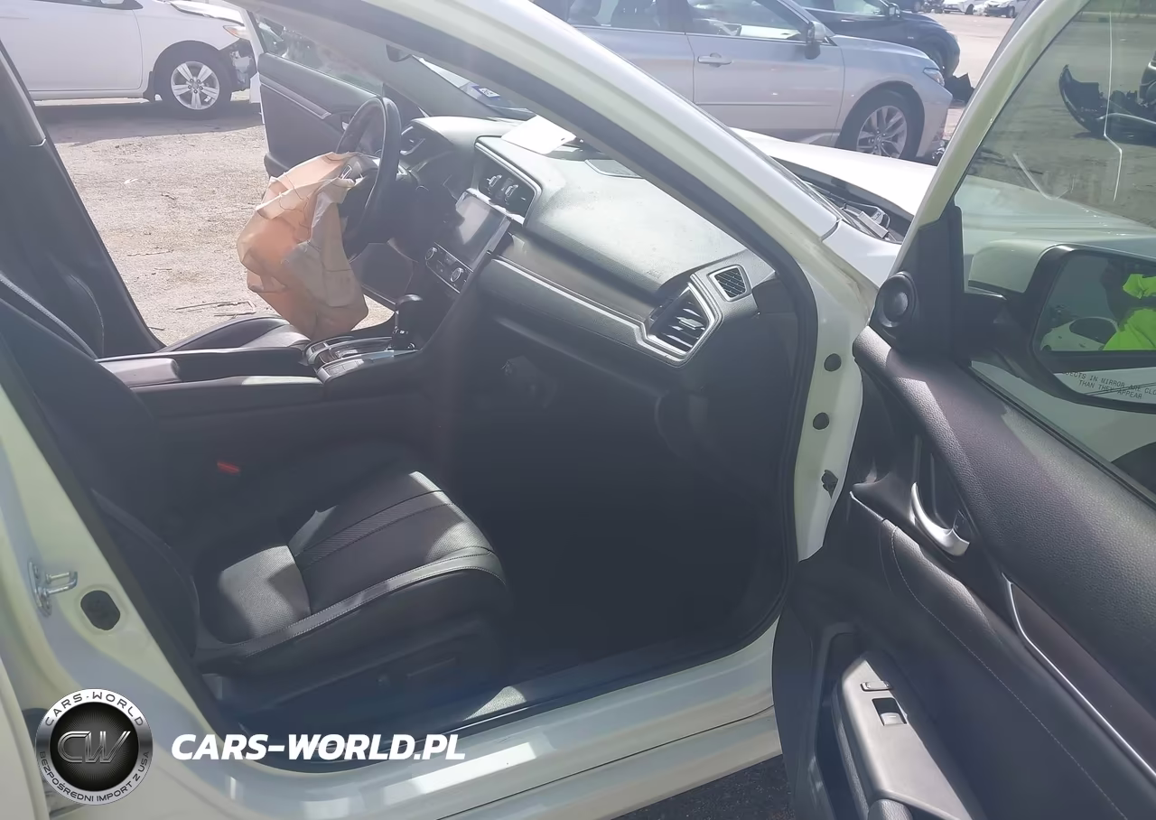 2018 Honda Civic Touring VIN:JHMFC1F99JX008764 - 5