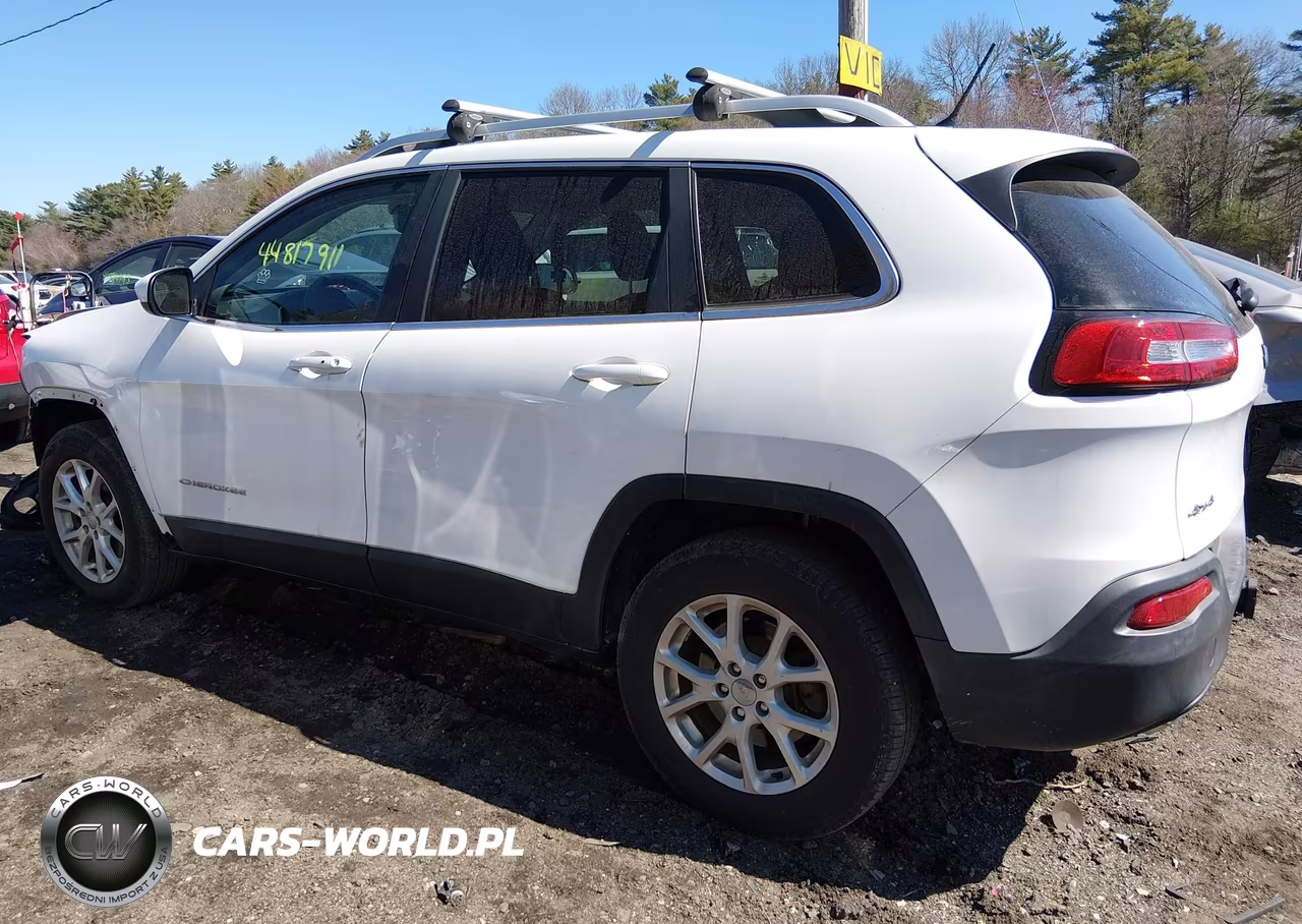 2014 Jeep Cherokee Latitude VIN:1C4PJMCS9EW126104 - 15