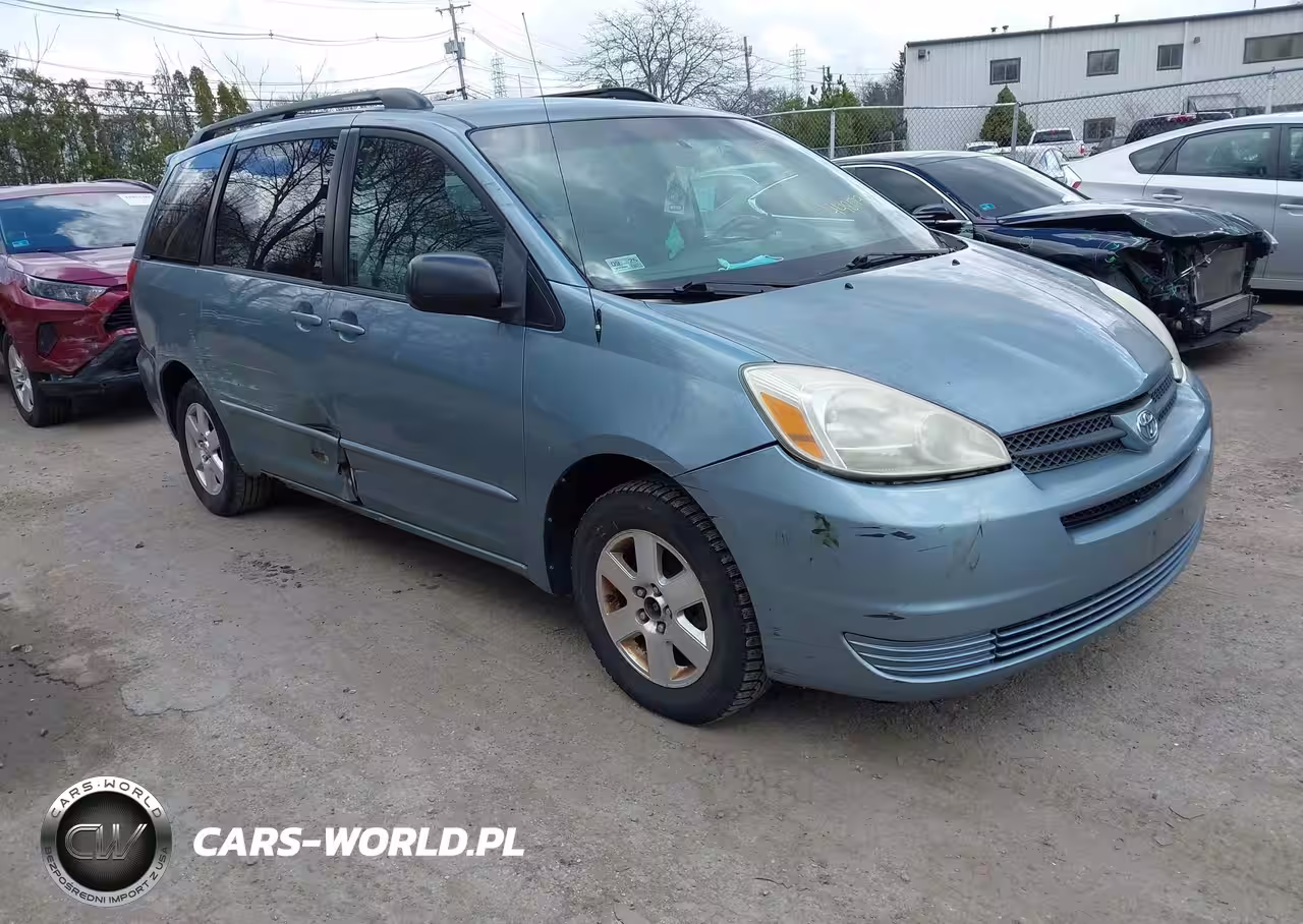 2005 Toyota Sienna Le