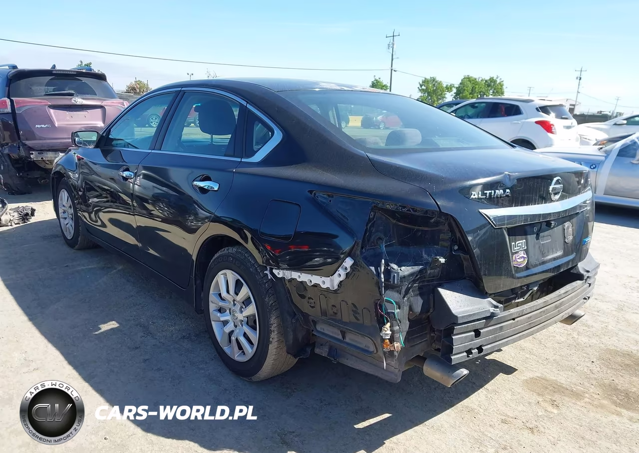 2013 Nissan Altima 2.5 S VIN:1N4AL3AP4DC143701 - 3