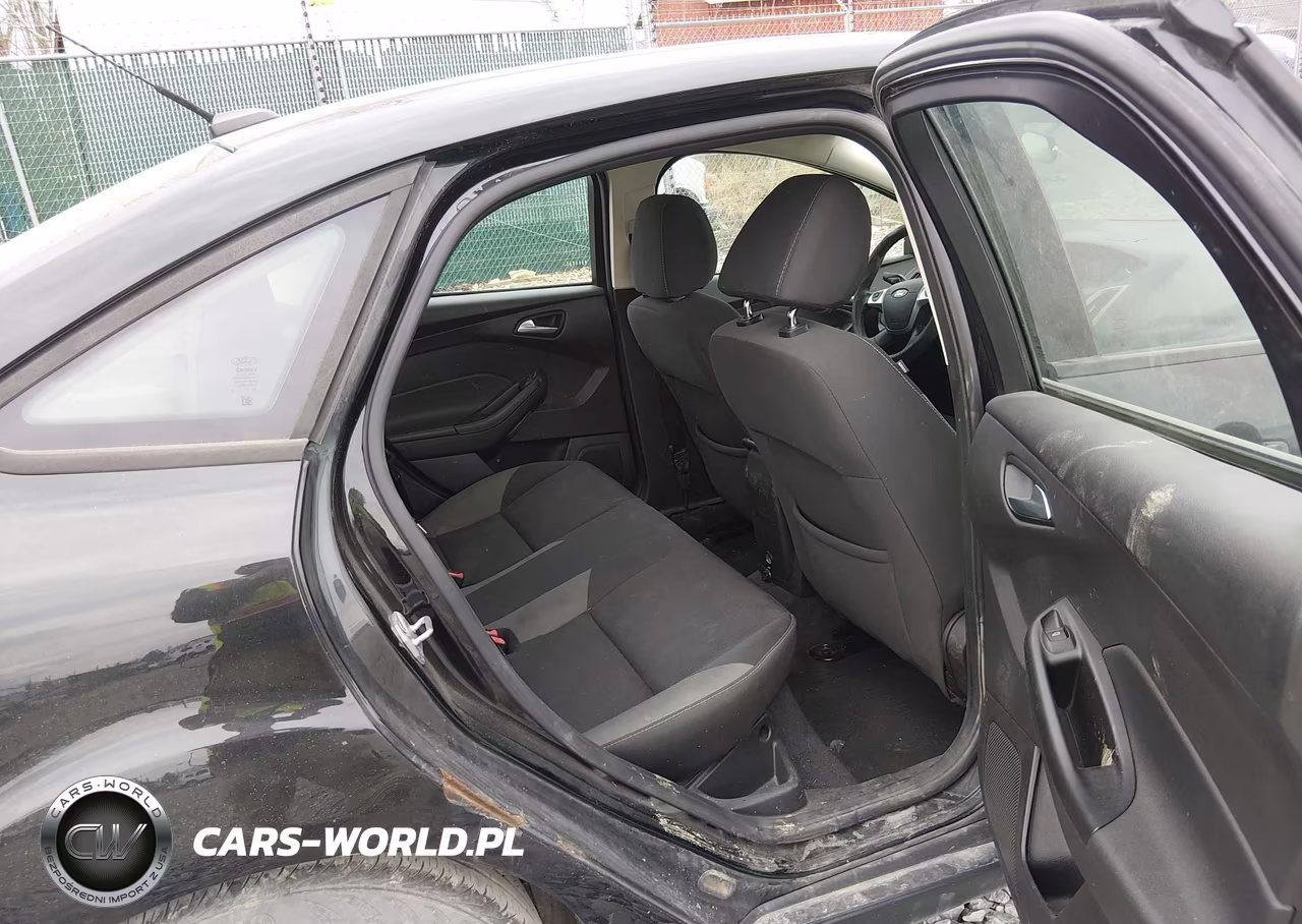 2014 Ford Focus Se VIN:1FADP3F24EL244494 - 8