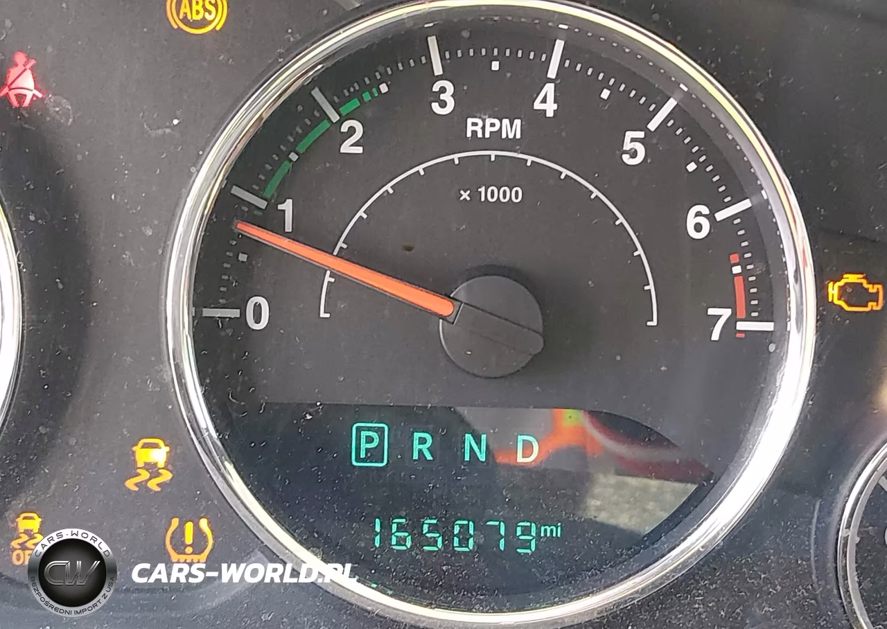 2016 Jeep Wrangler Unlimited Sahara VIN:1C4HJWEG6GL173720 - 15