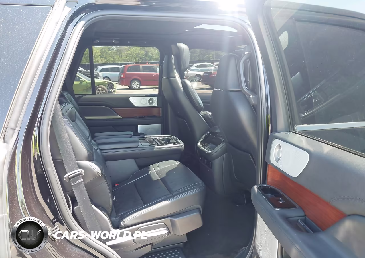 2022 Lincoln Navigator Reserve VIN:5LMJJ2LTXNEL01395 - 8