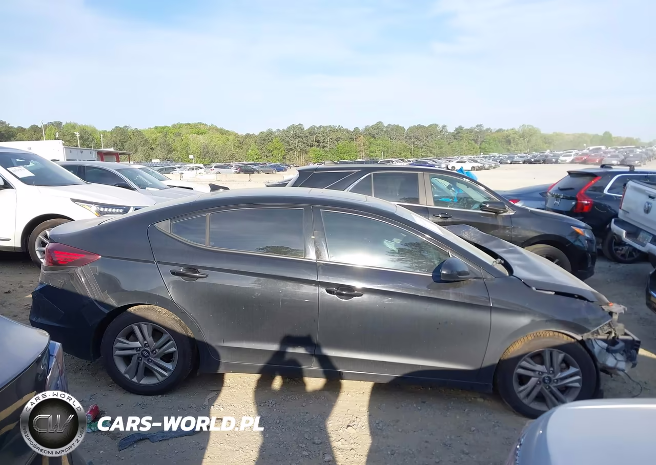 2020 Hyundai Elantra Value Edition VIN:5NPD84LF3LH548938 - 12