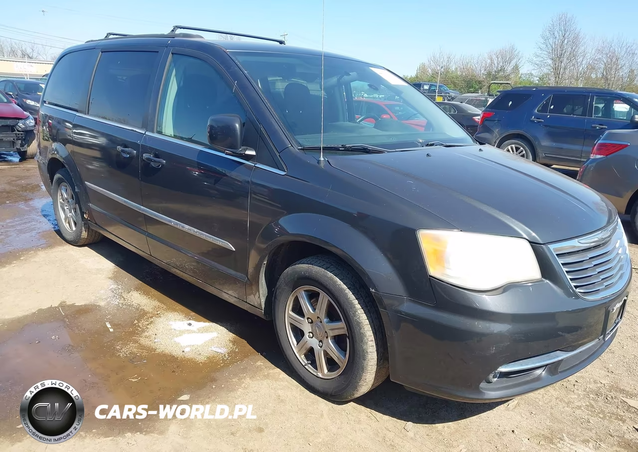2011 Chrysler Town & Country Touring