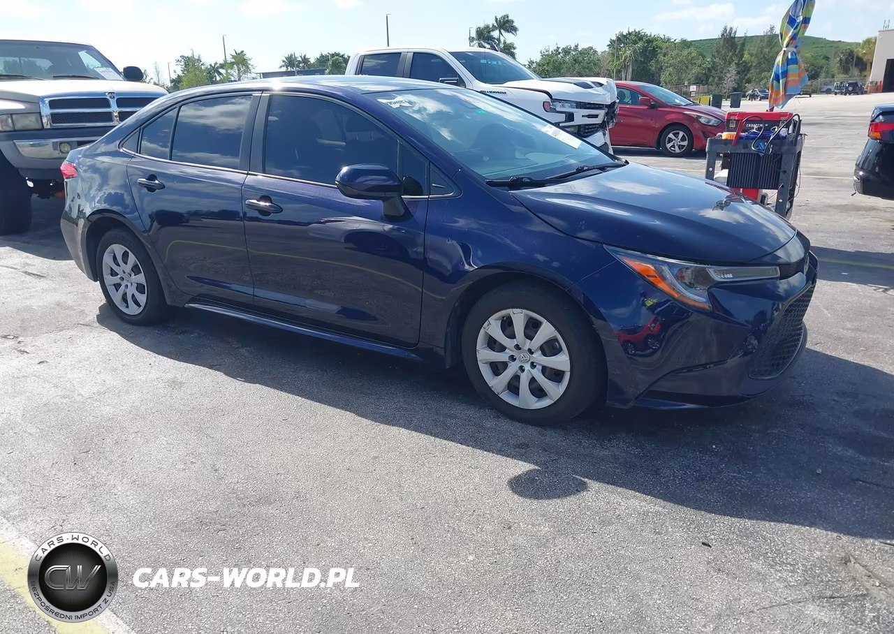 2022 Toyota Corolla Le – zdjęcie 1 z 16