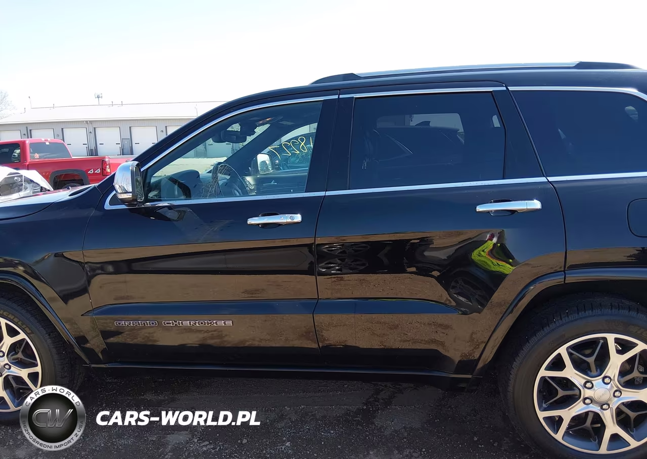 2019 Jeep Grand Cherokee Overland 4X4 VIN:1C4RJFCG2KC641684 - 15