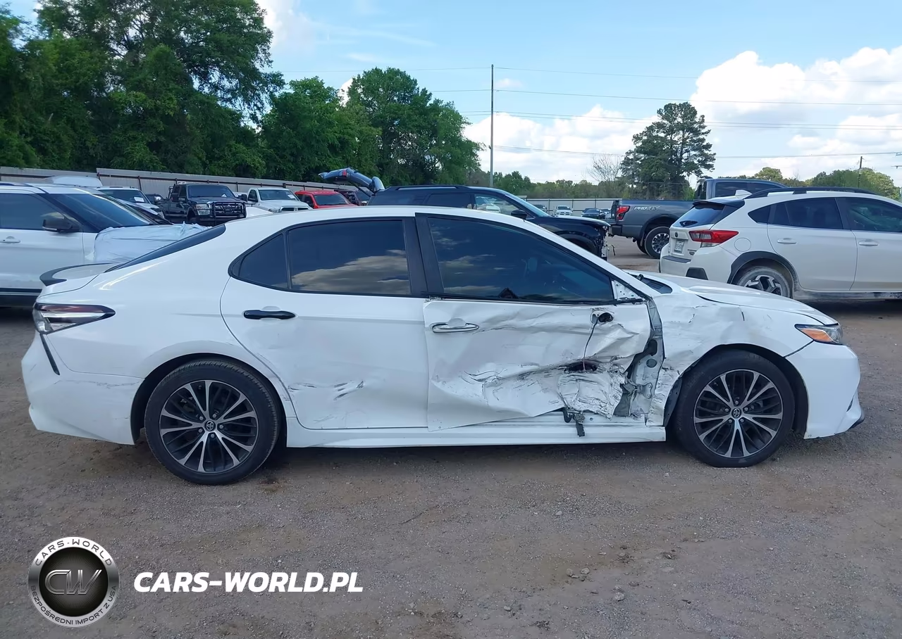 2019 Toyota Camry Se VIN:4T1B11HK0KU702733 - 14