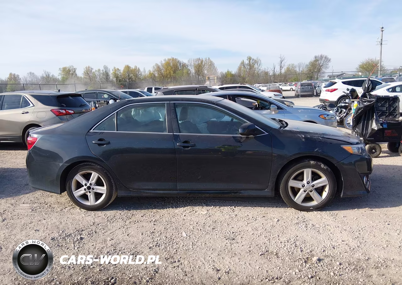 2014 Toyota Camry Se VIN:4T1BF1FK5EU387162 - 13