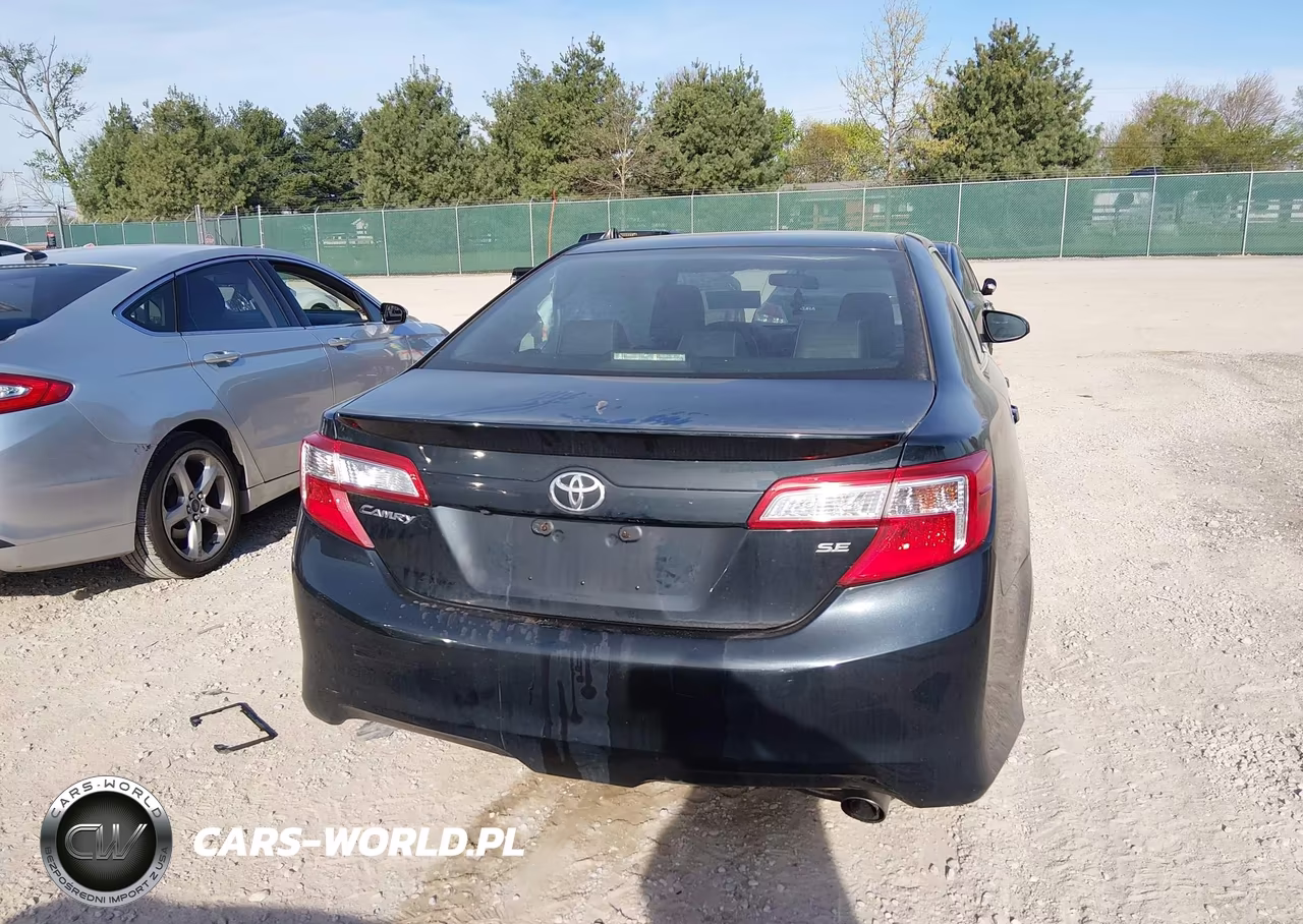 2014 Toyota Camry Se VIN:4T1BF1FK5EU387162 - 16