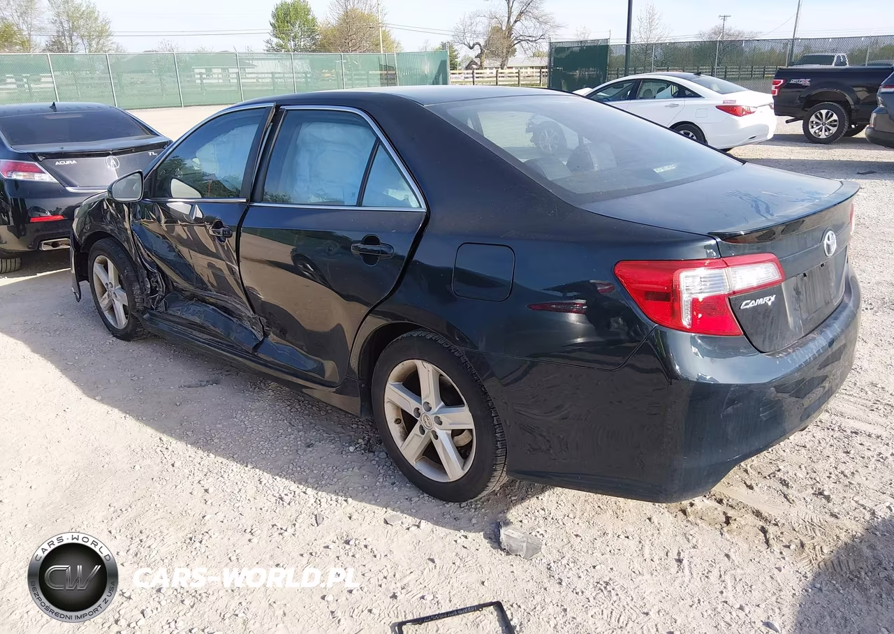 2014 Toyota Camry Se VIN:4T1BF1FK5EU387162 - 3