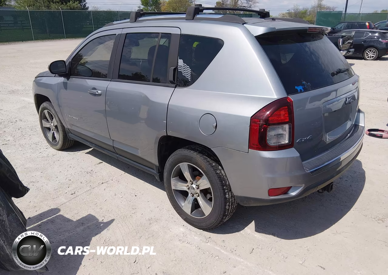 2016 Jeep Compass High Altitude Edition VIN:1C4NJDEB3GD586958 - 3