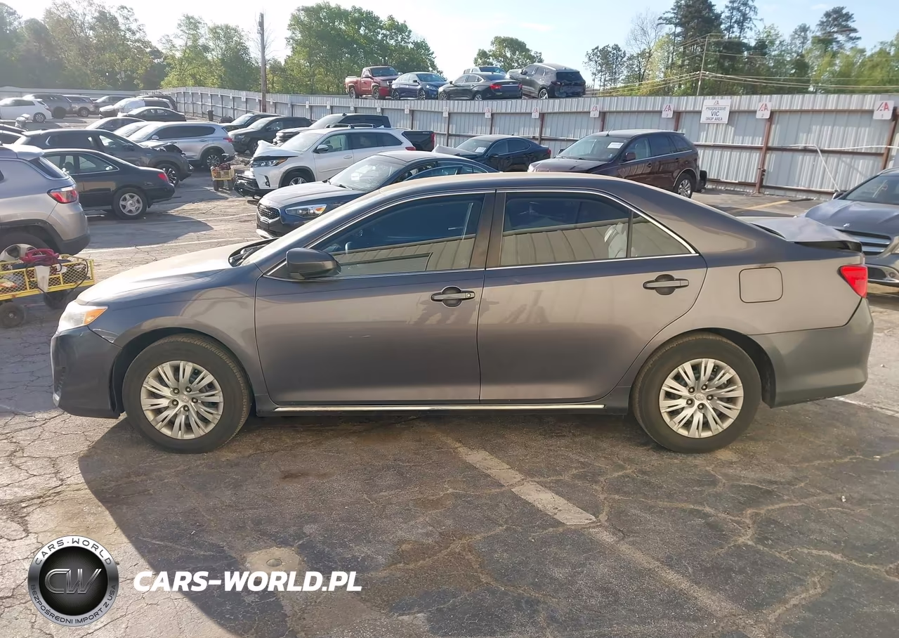 2014 Toyota Camry Le VIN:4T1BF1FK9EU469394 - 14