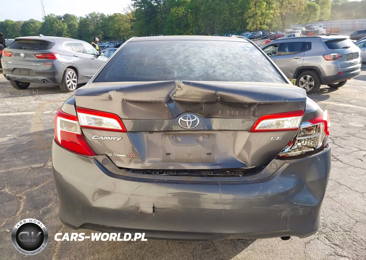 2014 Toyota Camry Le VIN:4T1BF1FK9EU469394 - 16