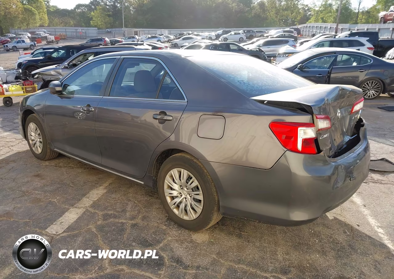 2014 Toyota Camry Le VIN:4T1BF1FK9EU469394 - 3