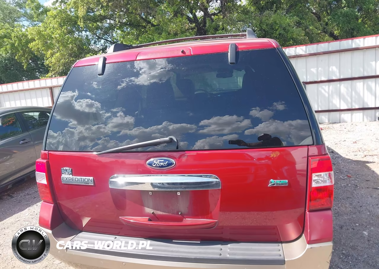 2013 Ford Expedition Xlt VIN:1FMJU1H50DEF33243 - 16