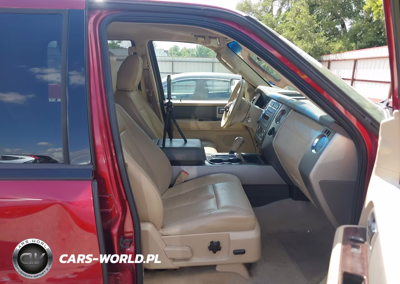 2013 Ford Expedition Xlt VIN:1FMJU1H50DEF33243 - 5