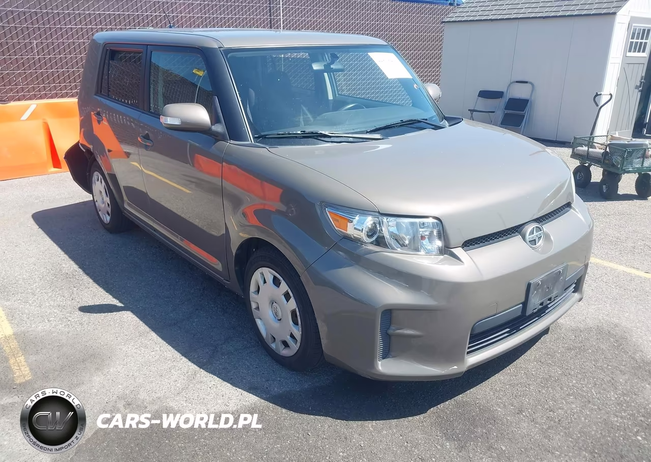 2011 Scion Xb – zdjęcie 1 z 14