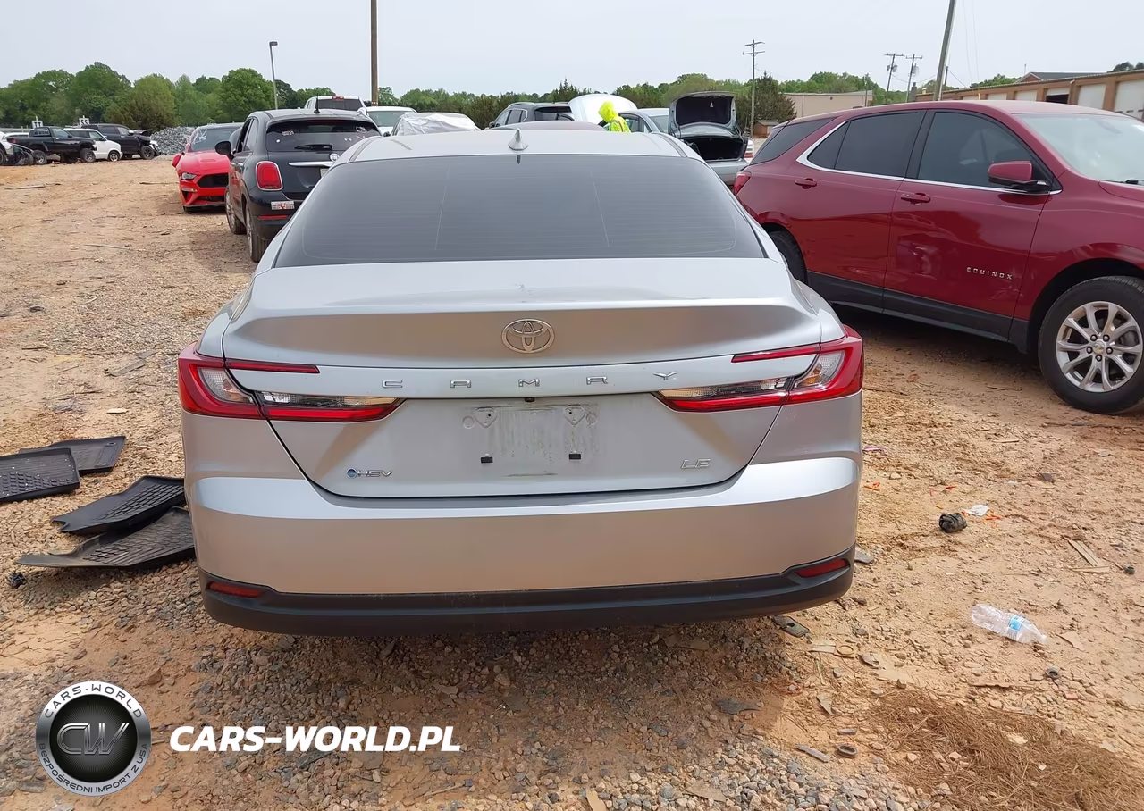 2025 Toyota Camry Le VIN:4T1DAACK3SU166375 - 16