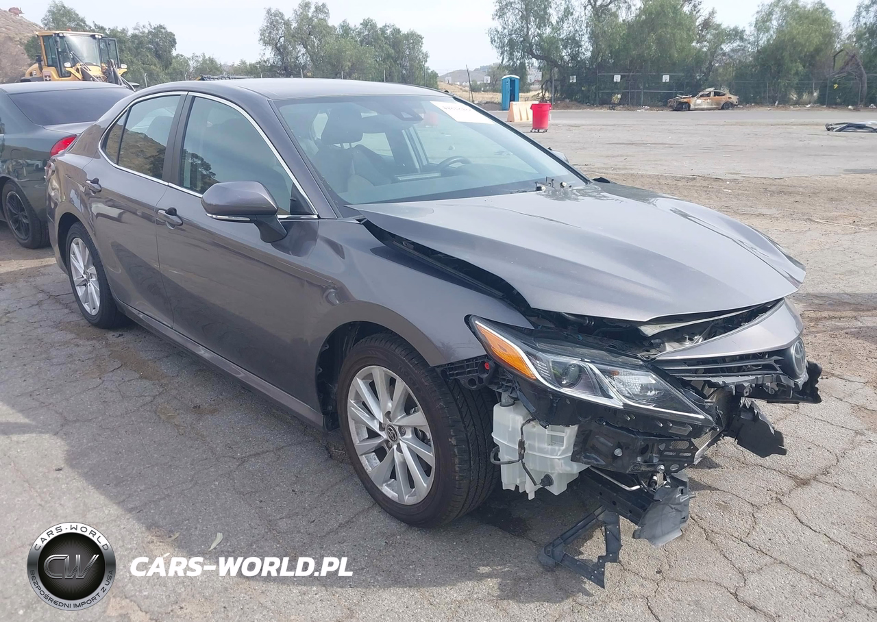 2023 Toyota Camry Le