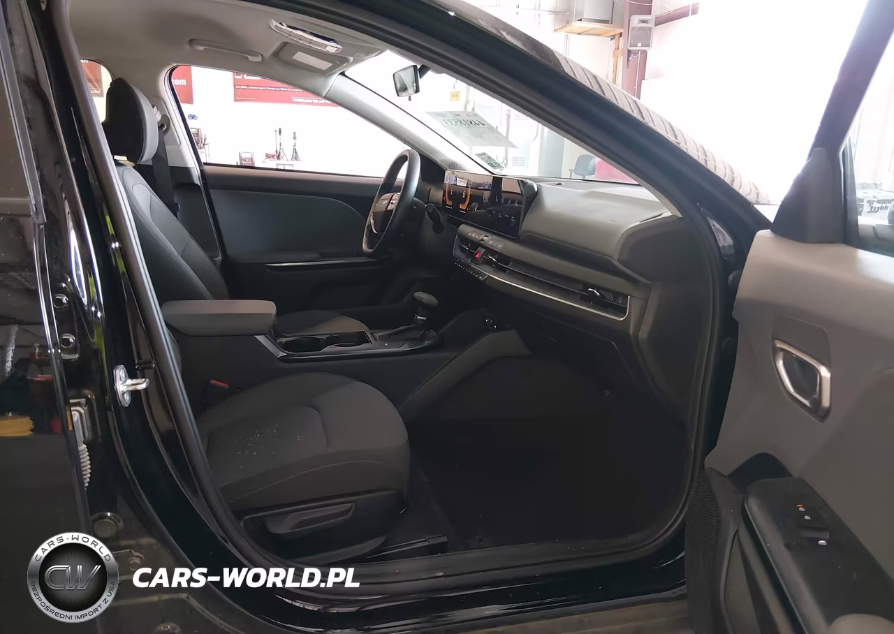 2025 Kia K4 Lxs VIN:3KPFT4DE5SE191908 - 5
