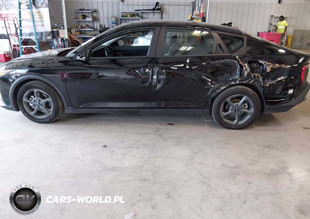 2025 Kia K4 Lxs VIN:3KPFT4DE5SE191908 - 6