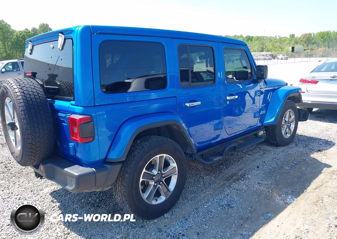 2021 Jeep Wrangler Unlimited Sahara 4X4 VIN:1C4HJXEG8MW789595 - 4