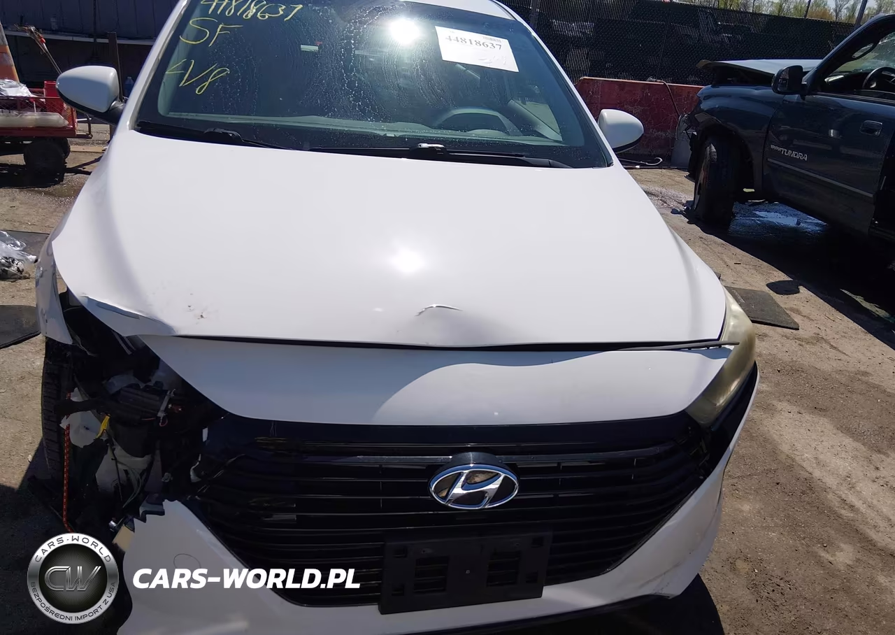 2018 Hyundai Ioniq Hybrid Blue VIN:KMHC65LC1JU096046 - 12
